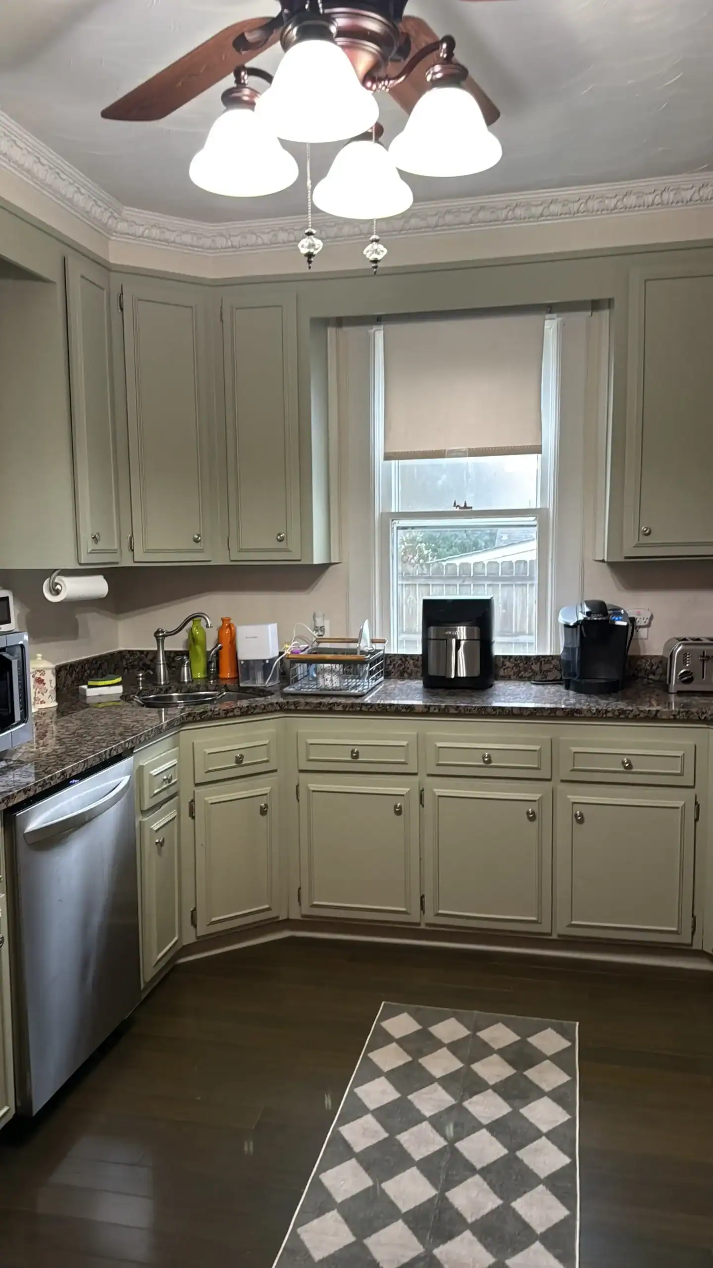 Cabinet painting Cabinet painting